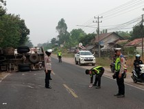 Kronologi Truk BBM Tabrak Calya di Prabumulih, Ayah dan Anak Tewas