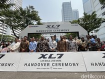Suzuki XL7 Terbaru Mulai Diserahkan ke Konsumen di Indonesia