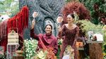 So Happy! Sean Gelael dan Hana Malasan Gelar Lamaran