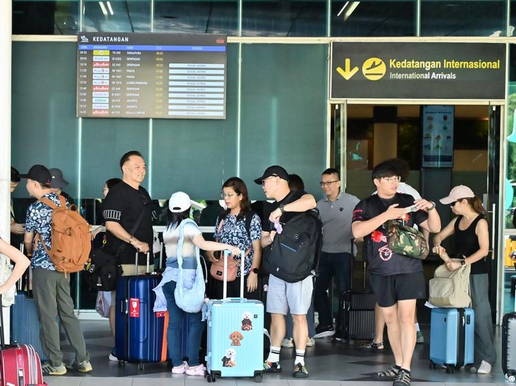 Bandara Komodo Tetap Beroperasi Pascagempa M7,7 Guncang NTT