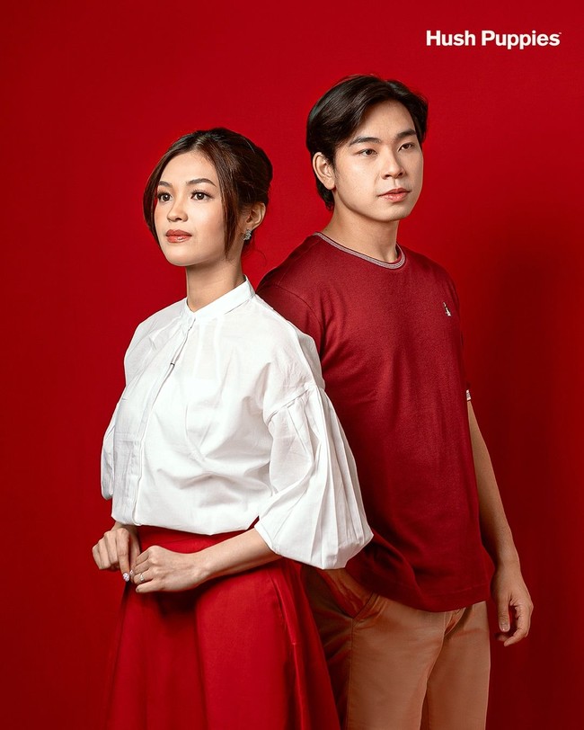 Selama bulan Agustus, Hush Puppies menyediakan program  menarik, seperti ‘panjat pinang’ juga diskon. Di tokonya, kamu bisa menemukan produk yang dipotong harga hingga 80%. Foto: Instagram