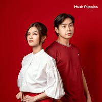 Selama bulan Agustus, Hush Puppies menyediakan program  menarik, seperti ‘panjat pinang’ juga diskon. Di tokonya, kamu bisa menemukan produk yang dipotong harga hingga 80%. Foto: Instagram