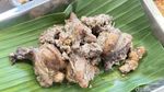 Nasi Uduk Sejak 1890 di Bogor Ini Punya Lauk Unik, Ada Picung dan Torpedo