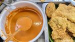Nasi Uduk Sejak 1890 di Bogor Ini Punya Lauk Unik, Ada Picung dan Torpedo