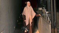 Natasha Rizki mengatakan mendapat dukungan penuh dari mantan suaminya, Desta, untuk kedai matchanya. Dari sebelum ini buka, beliau support kayak posting matcha-nya, onigirinya. Alhamdulillah dia support sih, katanya. (Foto: dok Instagram natasharizkynew)