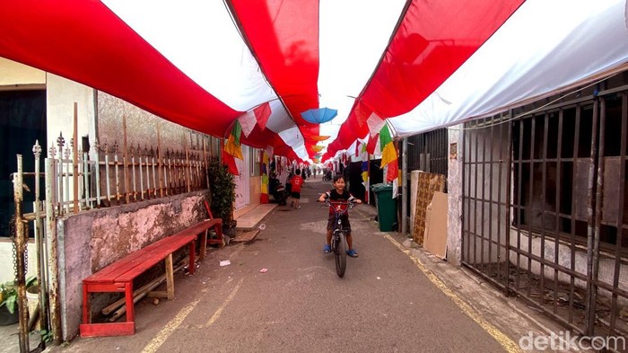 Penampakan Terowongan Merah Putih di Cikutra, Kota Bandung.