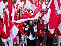 Jelang HUT RI, Pemkab Banyuwangi Bagikan Ribuan Bendera Gratis