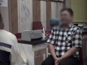 7 Fakta Tingkah Aneh Ojol Pelempar Molotov di 2 Pos Polisi Surabaya
