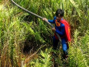 Alasan Rudiansyah Pakai Kostum Superman Lawan Karhutla