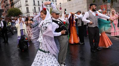 Semarak Virgen de la Paloma, Warga Madrid Tumpah Ruah Rayakan Pelindung Petugas Damkar