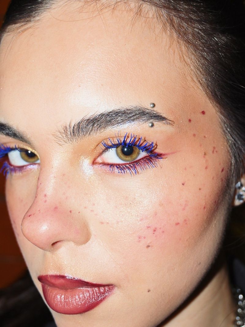 Tren Makeup Eksperimental.