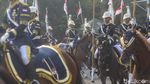 Bendera Pusaka dan Teks Proklamasi Diarak Naik Kereta Kencana ke Istana