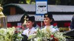 Bendera Pusaka dan Teks Proklamasi Diarak Naik Kereta Kencana ke Istana