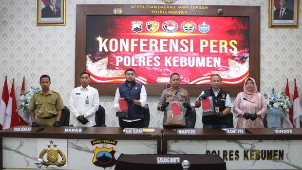Bullying Kebumen Rilis kasus murid SMK dibully kakak kelas di Polres Kebumen, Senin (17/8/2026).