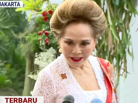Dewi Soekarno Saat Upacara HUT RI di Istana Negara