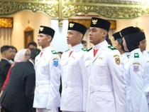 Formasi Lengkap Tim Adil Makmur, Petugas Penurunan Bendera di HUT ke-81 RI