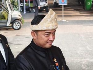 Mensesneg soal Foto Prabowo Berkibar Saat HUT RI: Itu Bentuk Kebanggaan