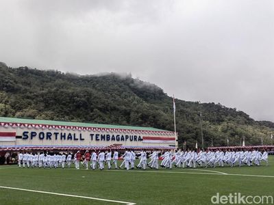 PT Freeport Indonesia (PTFI) menggelar upacara peringatan HUT ke-81 Kemerdekaan RI di Tembagapura, Papua Tengah pada ketinggian sekitar 2.000 meter di atas permukaan laut. Selain di Tembagapura, upacara juga berlangsung di Kuala Kencana dan Nabire, P