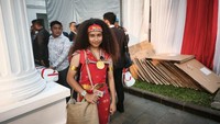 Melihat Isi Suvenir Tamu Upacara HUT ke-81 RI di Istana