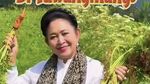 Seru! Momen Titiek Soeharto Kulineran Kaki Lima dan Panen Sayuran