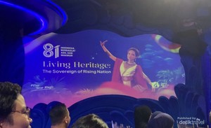 Bukan di Lapangan, Upacara HUT RI Ini Digelar di Akuarium Jakarta