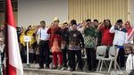 Warga Genteng Surabaya Gelar Upacara HUT ke-81 RI di Jalan