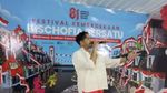 Seru Banget! Adrian Khalif Hibur Tetangga Komplek Rumah di Acara 17-an