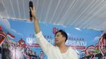 Seru Banget! Adrian Khalif Hibur Tetangga Komplek Rumah di Acara 17-an