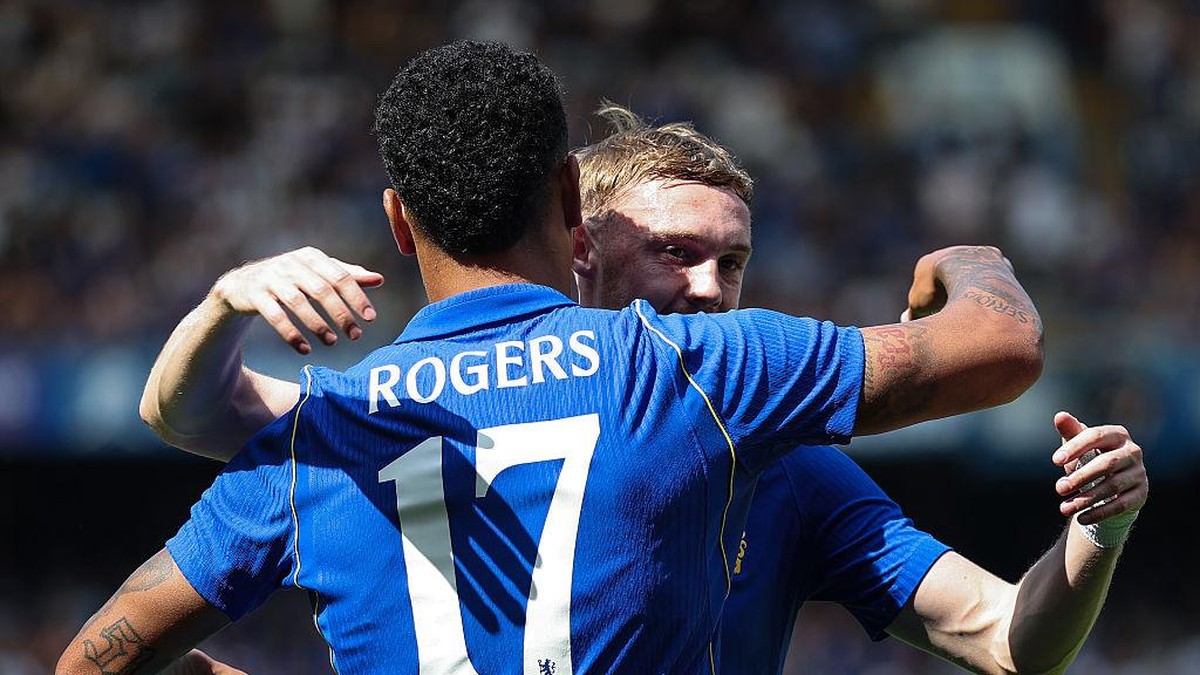 Xabi Alonso yakin Cole Palmer dan Morgan Rogers bisa main bareng. (Getty Images/Ryan Pierse)
