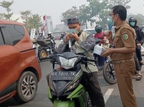 Asap Makin Pekat, Dinkes Palangka Raya Bagikan Masker-Siapkan Oksigen