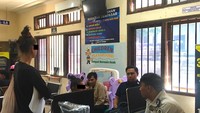 Usai Bikin Geger Tak Sanggup Bayar Salon, Turis Norwegia Ngaku Tak Punya Ongkos Pulang