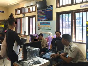 Usai Bikin Geger Tak Sanggup Bayar Salon, Turis Norwegia Ngaku Tak Punya Ongkos Pulang