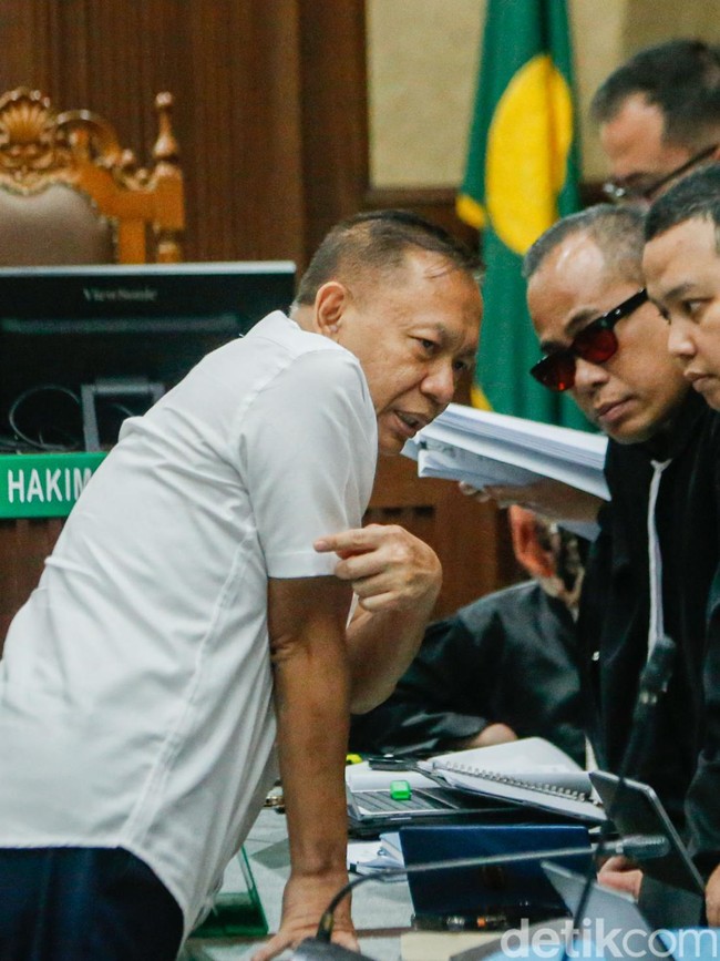 Eks Direktur Bea Cukai Didakwa Rugikan Negara Rp7,3 Triliun dalam Kasus Ekspor CPO