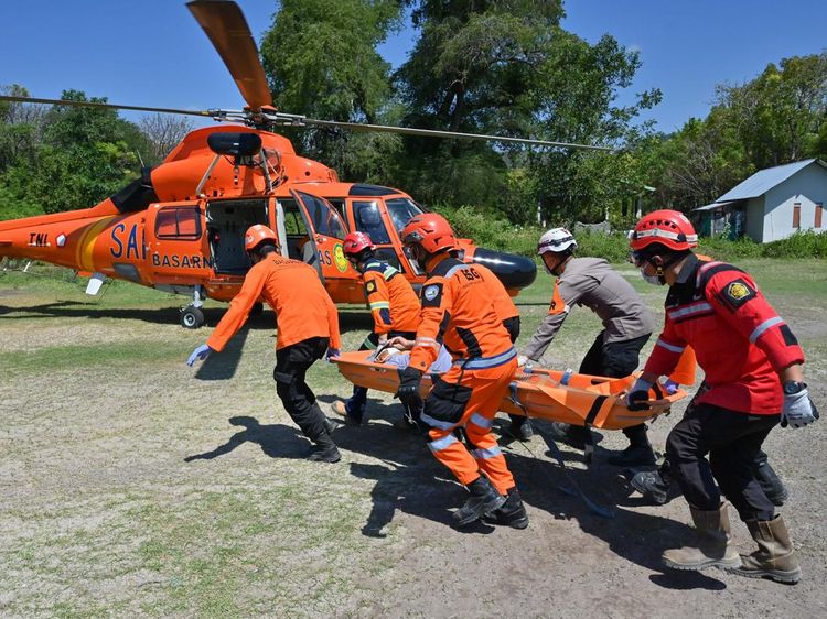 Korban Gempa NTT Dievakuasi dengan Helikopter ke Labuan Bajo