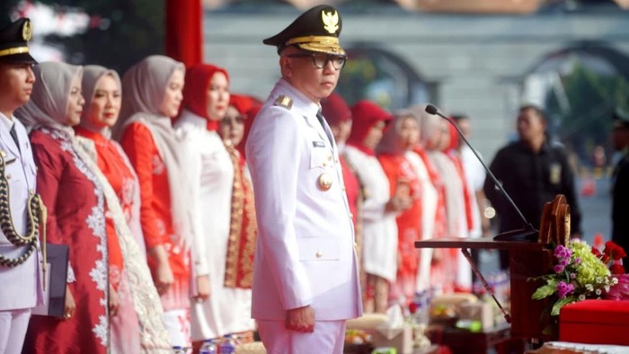 Gubernur Lampung Rahmat Mirzani Djausal