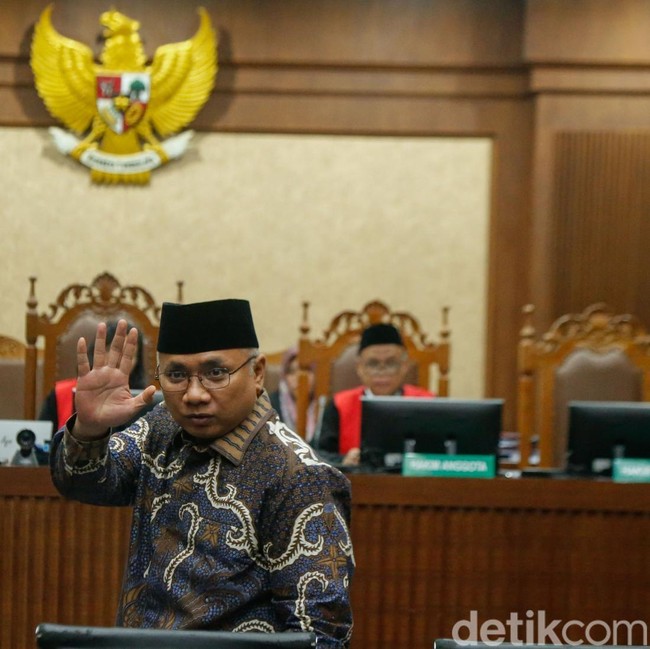 Hakim Tolak Pengalihan Tahanan Rumah Yaqut Cholil Qoumas