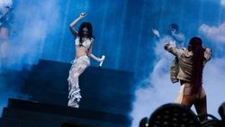Potret Jennie BLACKPINK di Panggung Summer Sonic Festival 2026