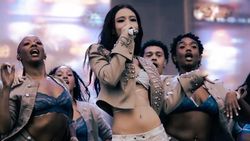 Potret Jennie BLACKPINK di Panggung Summer Sonic Festival 2026