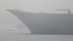 Kabut Tebal Selimuti Feri-feri yang Melintas di Sydney Harbour