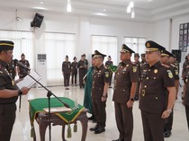 Lantik 4 Pejabat, Kajati Tekankan Integritas dan Percepatan Hukum di Jambi