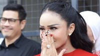 Haru Kris Dayanti Lihat Kellen Jadi Bagian Paskibra Upacara HUT RI di Sekolah