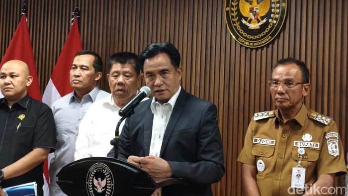 Menko Bidang Hukum, HAM, Imigrasi dan Permasyarakatan (Kumham Imipas), Yusril Ihza Mahendra