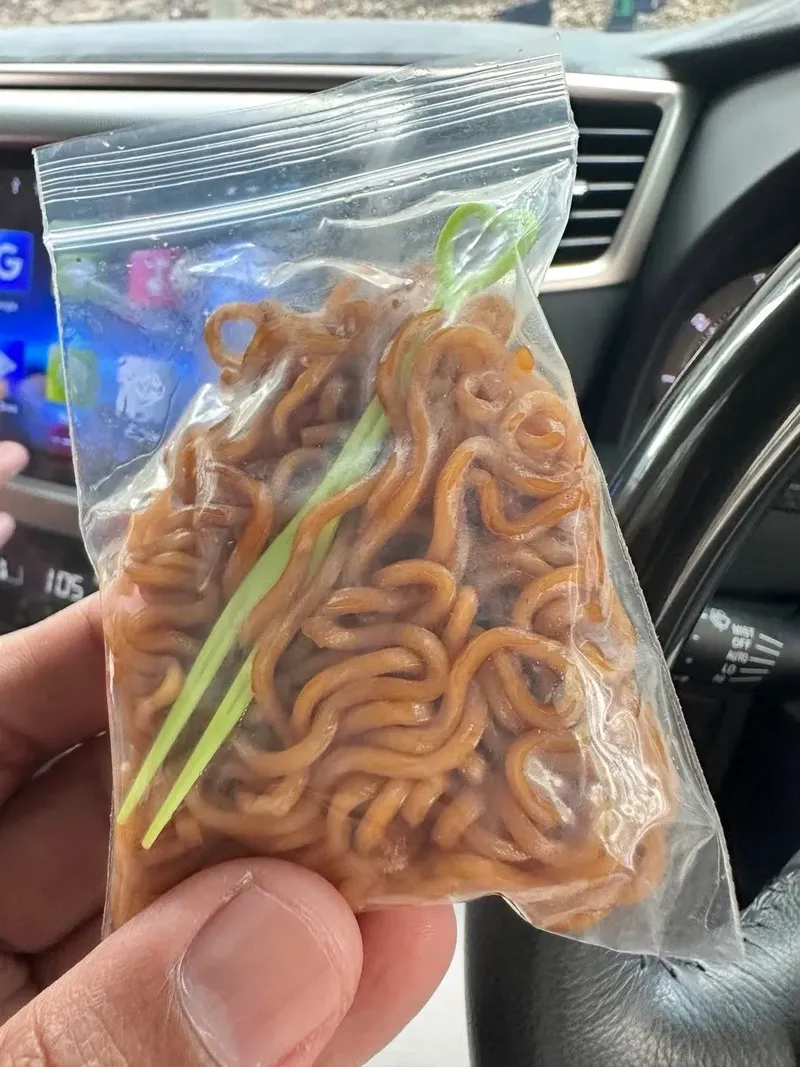 Mie goreng secuil harga Rp4.000