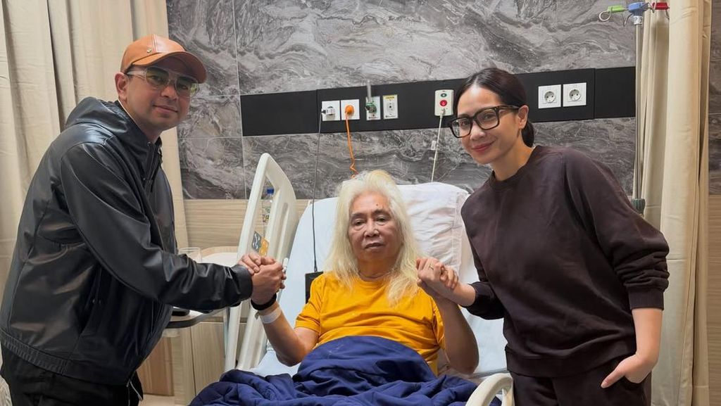 Giliran Raffi Ahmad dan Nagita Slavina Jenguk Gideon Tengker di RS