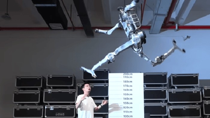 Robot Superman Unitree