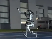 Inovasi Robot 2026! Ada yang Hibrida Setinggi 4 Meter