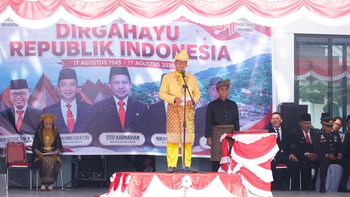 Upacara HUT RI di PLBN Serasan