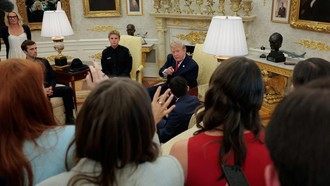 Ditanya Soal Kim Jong Un, Trump Ngamuk ke Wartawan: Diam! Diam!
