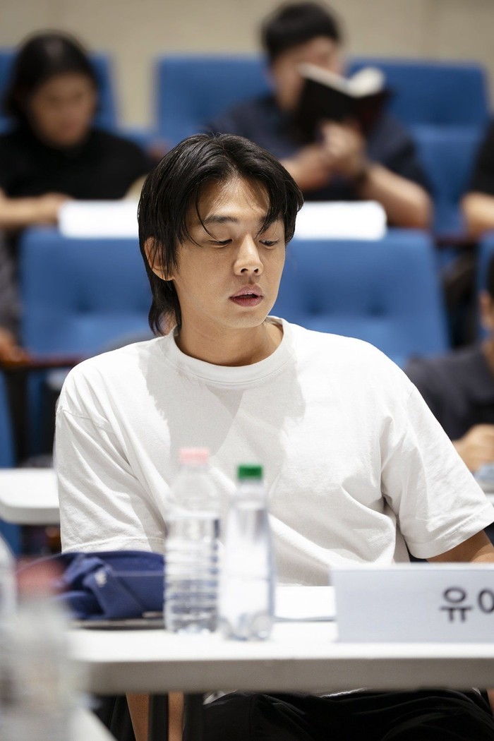 Cast Vampir, film terbaru sutradara Exhuma (2024) Jang Jae Hyun, dalam sesi baca naskah perdana.