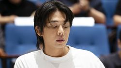 Yoo Ah In, Lee Jun Hyuk, & Cast K-Movie Vampir Baca Naskah Perdana